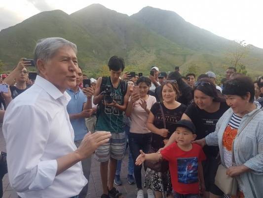 Экс-президент Киргизии и&nbsp;его сторонники 3&nbsp;июля выйдут митинг — Новости политики, Новости Азии — EADaily