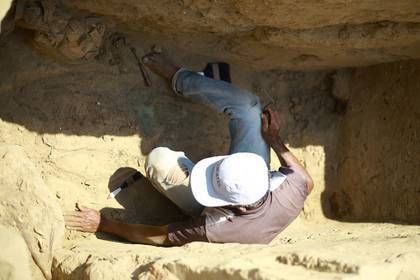 У древней крепости нашли загадочные подземные туннели