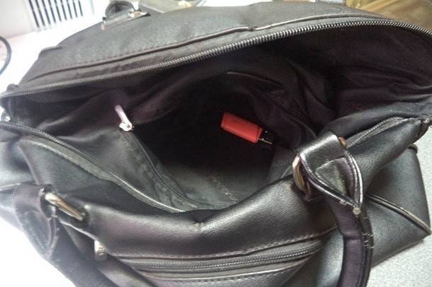 В Сыктывкаре свиданию с заключённым помешал запрещенный предмет в женской сумке