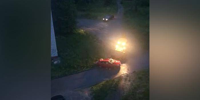 В Пермском крае мужчина из мести раздавил машину жены бульдозером