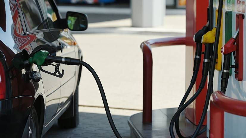 Эксперт оценил прогноз по ценам на топливо в России