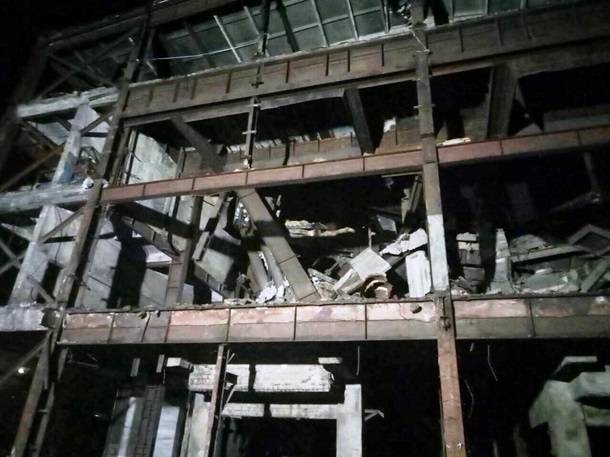 Под Павлоградом произошел обвал на фабрике — есть жертвы | Новороссия