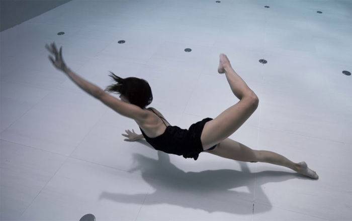 "Мурашки по коже!" Видео танца девушки-фридайвера под водой довело юзеров до слез
