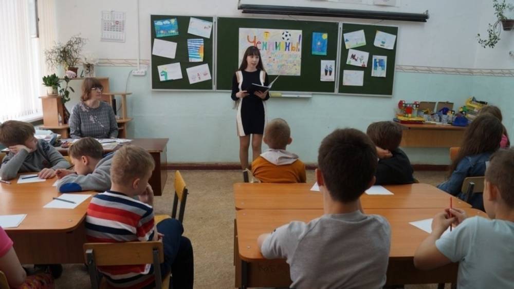 Жириновский предложил выгонять несовременных учителей из школ