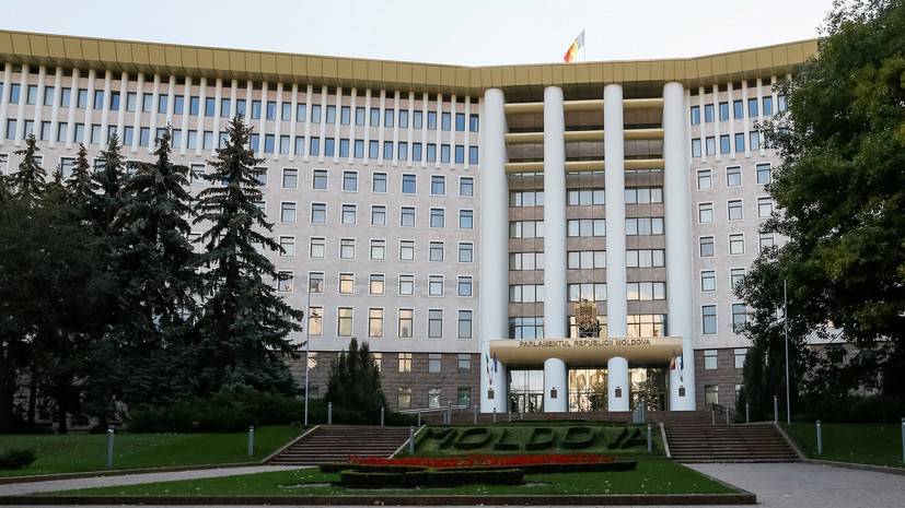 Парламент Молдавии признал незаконным утверждение Харунжена генпрокурором — РТ на русском