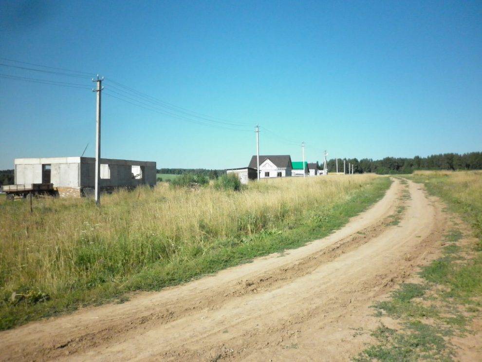 Шесть молодых специалистов Глазовского района получили денежные сертификаты на строительство жилья