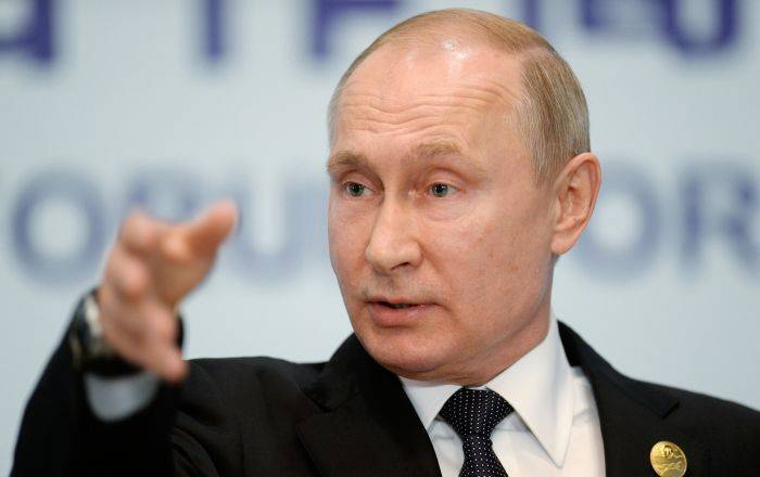 "Много чести, пусть вещает дальше": Путин об уголовном деле против журналиста "Рустави 2"