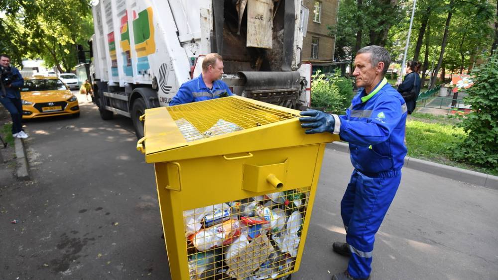 "Опоздали лет на 40": Сергей Иванов призвал финансово поощрить тех, кто сортирует свой мусор