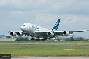 Данные о проблеме крыльев Airbus А380 прокомментировали в Росавиации