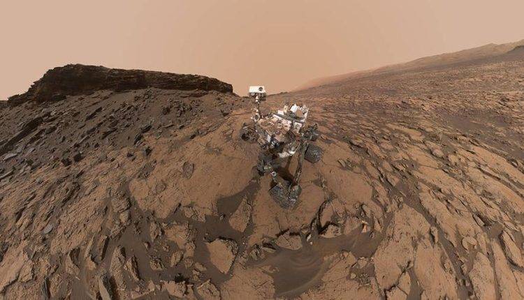 Уфологи обвинили NASA в обмане из-за снимков с Марса