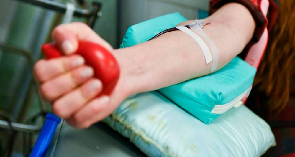Посвященный донорству крови поезд запустили в столичном метро