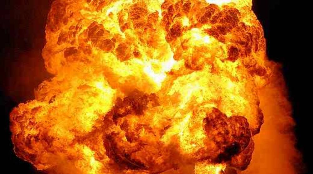 Ополченцы метким выстрелом ПТУР уничтожили грузовик ВСУ с боеприпасами для обстрелов Докучаевска (видео) | Новороссия
