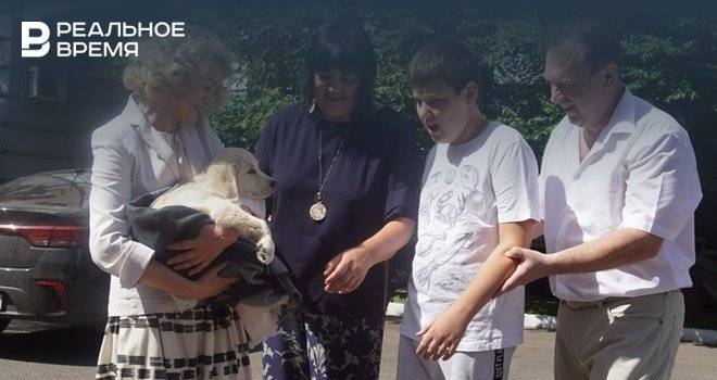 Путин подарил красноярскому школьнику щенка ретривера