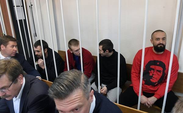 Украинским морякам предъявили окончательные обвинения в&nbsp;России — Новости политики, Новости России — EADaily