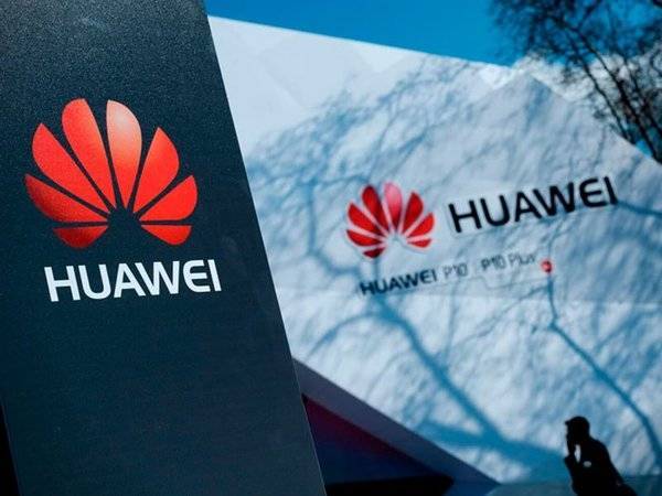 СМИ узнали о переговорах Huawei с российскими компаниями