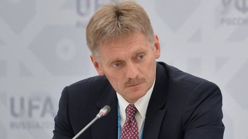Песков опроверг информацию об инциденте с кортежем в Екатеринбурге