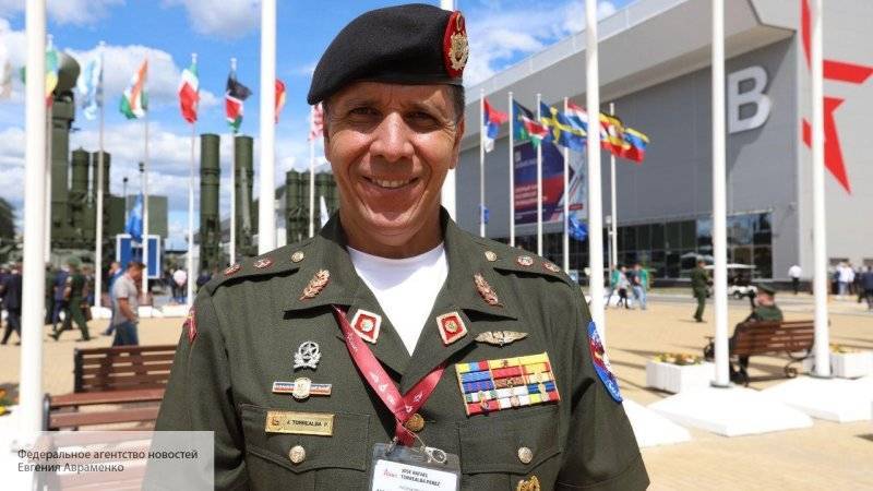 Военный атташе Венесуэлы опроверг заявления США о российских военных в Каракасе