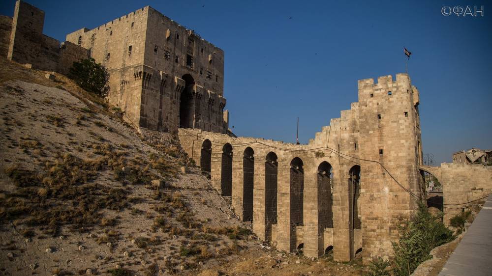 Концерт классической музыки прошел в древней цитадели сирийского Алеппо
