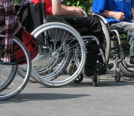 Вознесенские «Пятерочку» и «Магнит» накажут за отсутствие парковок для инвалидов