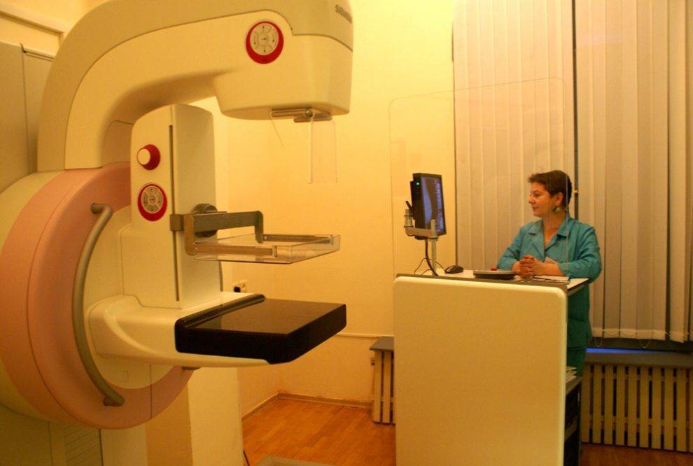 Глазовская больница получила новый маммограф
