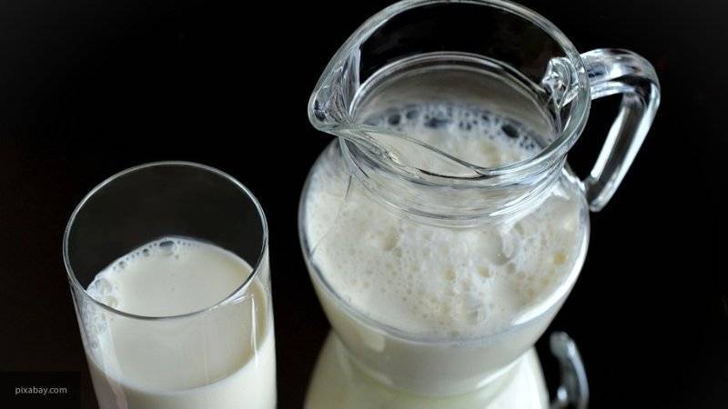 Медики выяснили, что молоко помогает здоровому сну