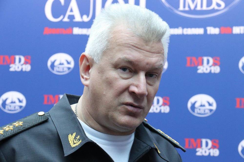 Евменов заявил о намерении России развивать авианосный флот
