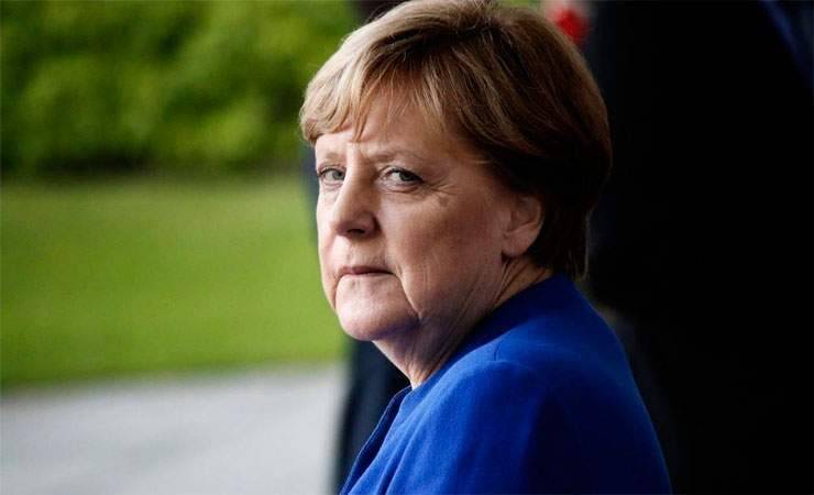 Меркель снова стало плохо на встрече — видео