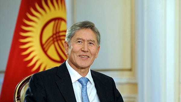 Атамбаева вслед за неприкосновенностью лишили статуса экс-президента Киргизии