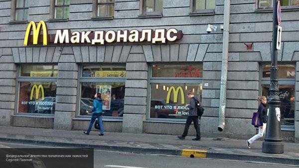 Штраф до 500 тысяч рублей заплатит рекламщик «Макдоналдса» Петербурга