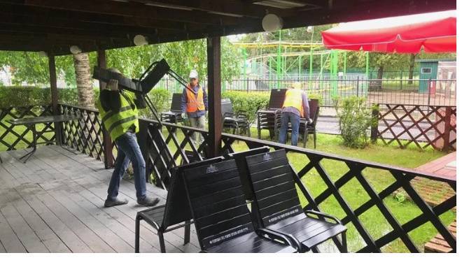 Хозяин летнего кафе в Южно-Приморском парке едва не поджег сотрудников ККИ