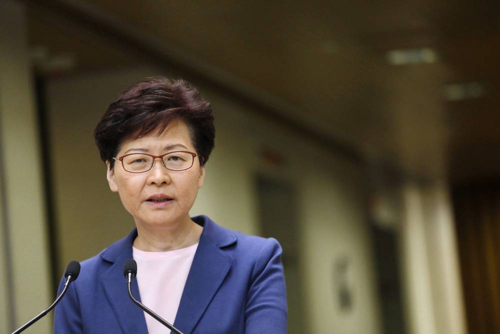 Власти Гонконга полностью отказались от соглашения об экстрадиции с Китаем