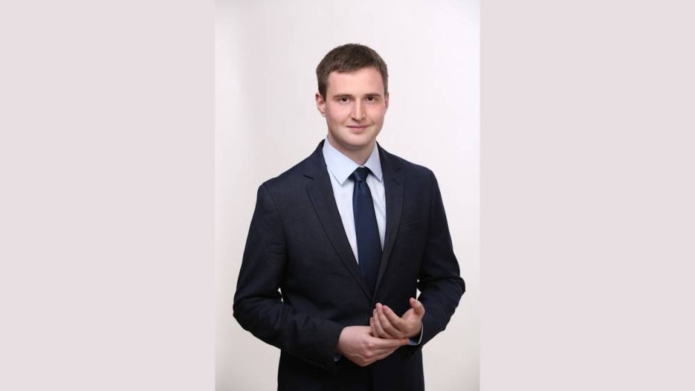 Соратник Навального проигнорировал закон «О противодействии коррупции», скрыв свои доходы