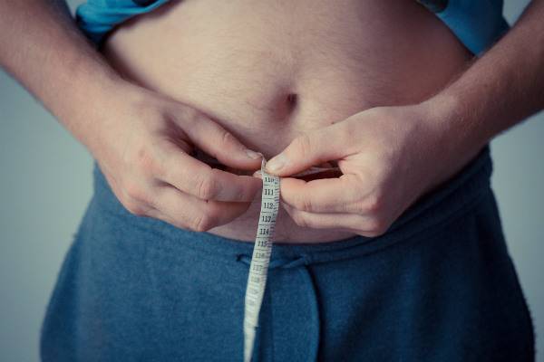 Не бороться с жиром: ученые разработали новый подход к нормализации веса