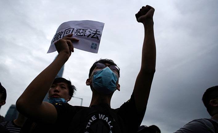 Глава Гонконга: законопроект об экстрадиции «мертв»