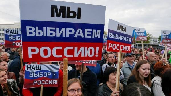 Медведчук хочет «вернуть Донбасс в Украину, а Украину на Донбасс»