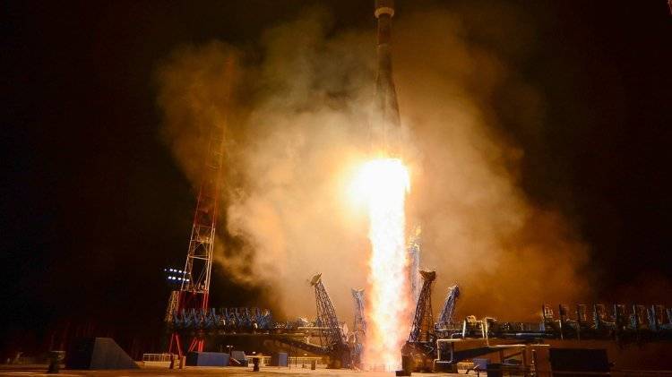 Ракета «Союз-2.1в» стартовала с космодрома Плесецк с четырьмя спутниками