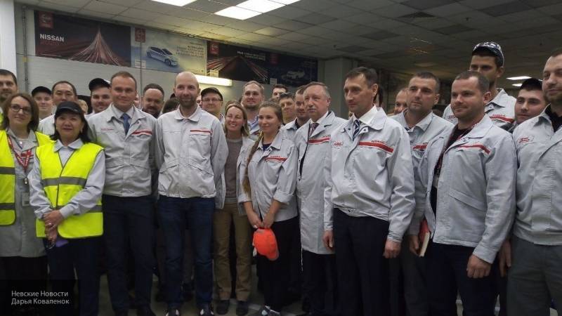 Беглов посетил завод компании Nissan и встретился с рабочим коллективом