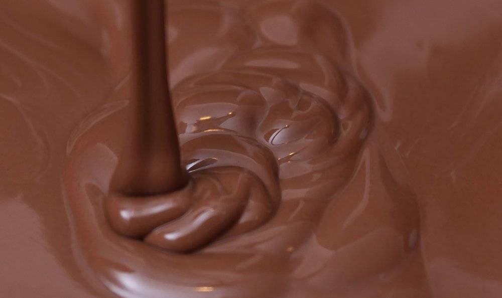 Диетологи рассказали о полезной дневной норме шоколада