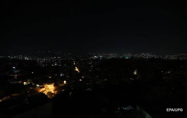 Столица Армении осталась без электричества
