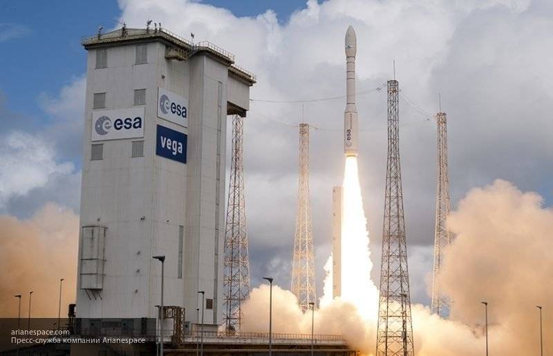Опубликовано видео неудачного пуска ракеты-носителя Vega со спутником Falcon Eye 1