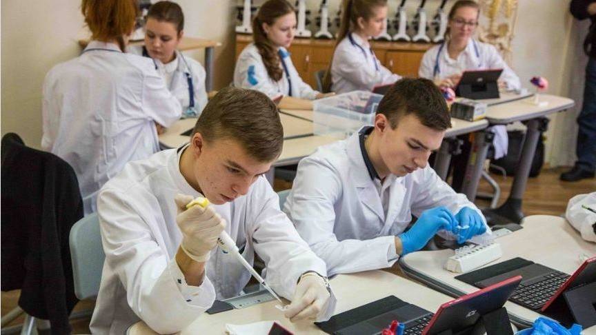 В Кировской области профильные классы помогут школьникам с выбором профессии