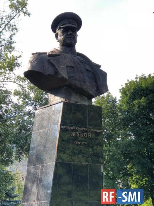 В Харькове восстановили памятник маршалу Жукову
