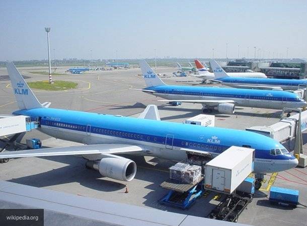Два пассажирских самолета врезались друг в друга в Амстердаме