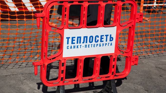 Петербург выкупит контрольный пакет акций "Теплосети" за 14,5 млрд рублей