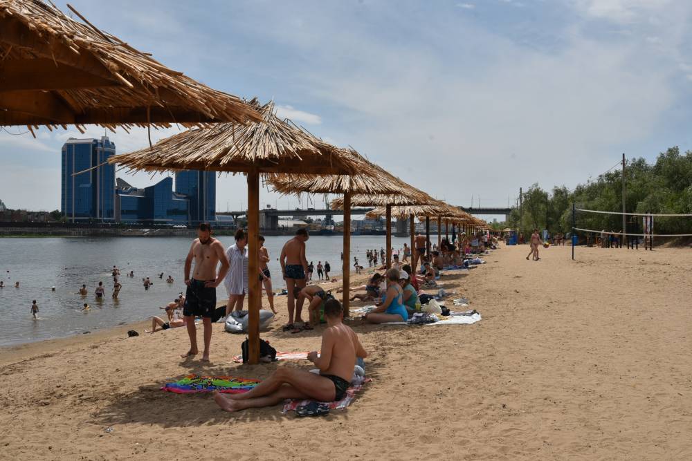 Благоустроенный пляж впервые открыли на Городском острове в Астрахани