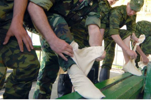 В столице Туркмении солдатам запретили принимать душ