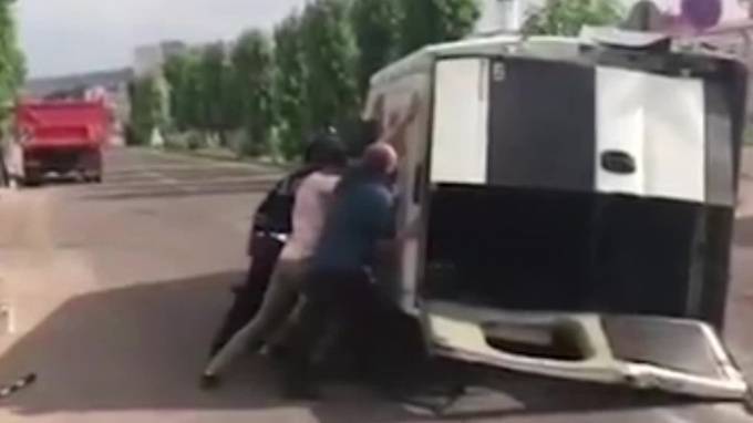 В Улан-Удэ столкнулись два автобуса с пассажирами