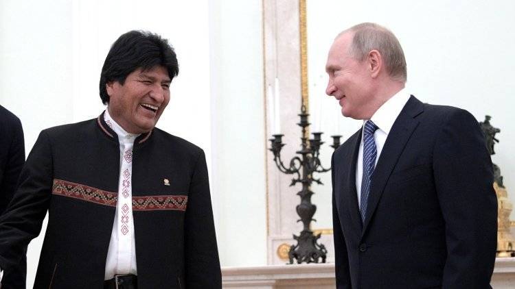 Моралес пригласил Путина посетить Боливию с визитом