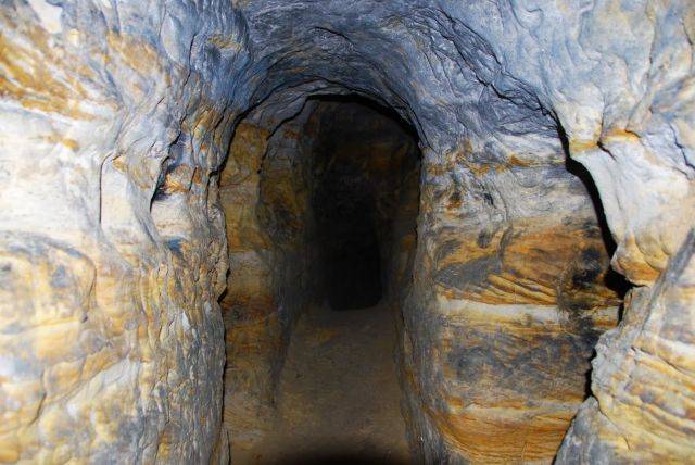В крымской пещере «Таврида» найдены уникальные минералы