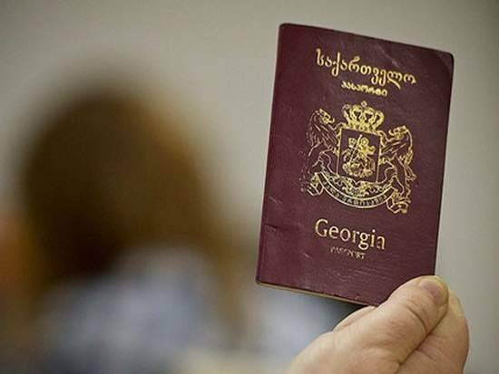 СМИ: в России могут возобновить полеты в Грузию и отменить визы для грузин
